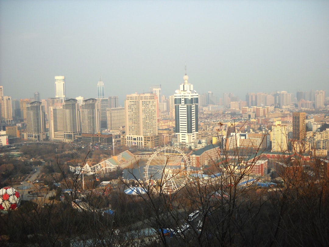 古代ローマの遺跡であるフォロ・ロマーノの全景